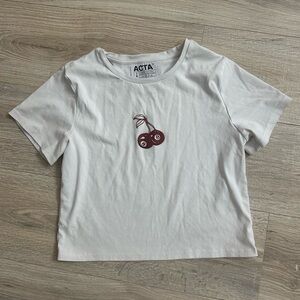 Acta X Hydrojug white cherry baby cropped tee shirt